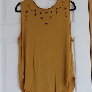 Sleeveless mustard color top